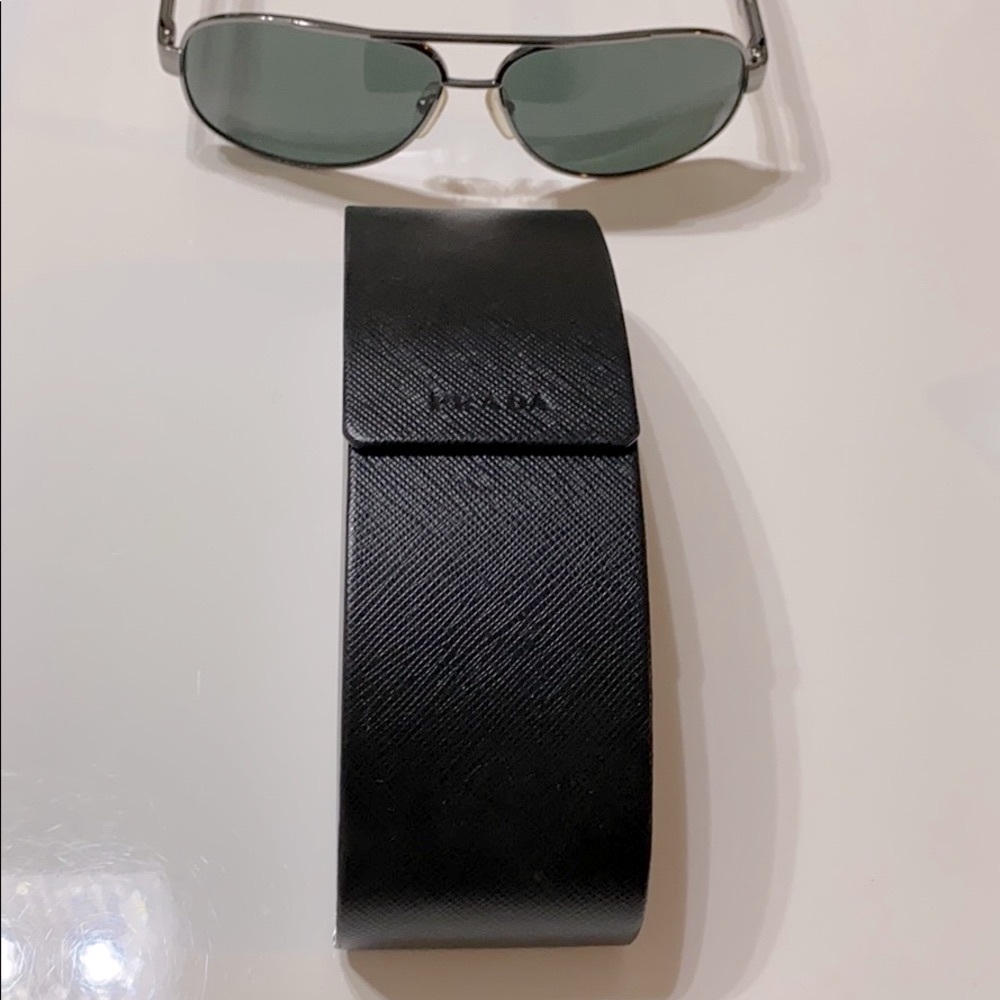 Authentic Prada sunglasses - Picture 7 of 7